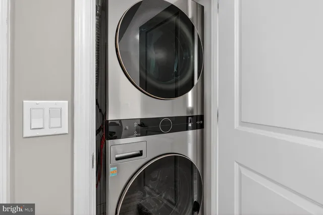 $499,000 | 555 Massachusetts Avenue Northwest, Unit 406, Washington, DC 20001