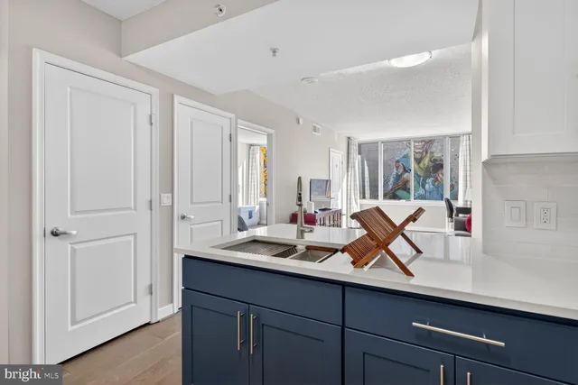 $499,000 | 555 Massachusetts Avenue Northwest, Unit 406, Washington, DC 20001