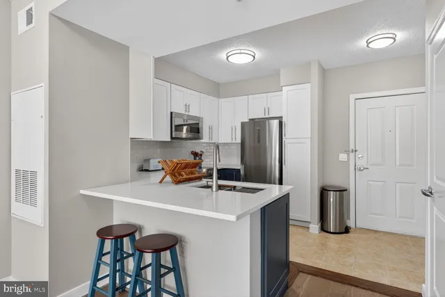 $499,000 | 555 Massachusetts Avenue Northwest, Unit 406, Washington, DC 20001