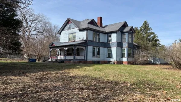 $69,900 | 113 East Charles Street, Buffalo, IL 62515