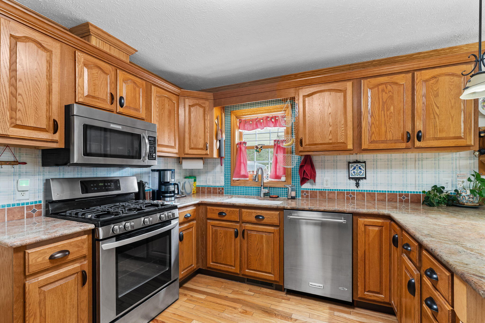 360 Chatterson Road Muskegon, MI 49442 - Photo 16 of 60 17-web-or-mls-Project_20260425_7687