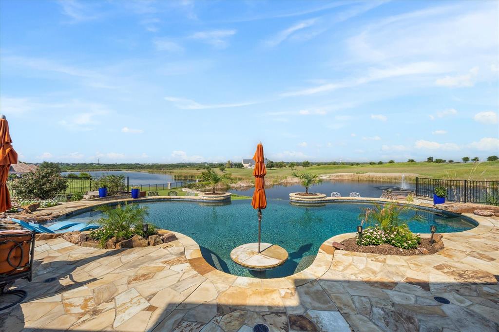 1572 Rabbit Rdg Road Heath, TX 75032 - Photo 25 of 36 a view of a ocean view with a lake view