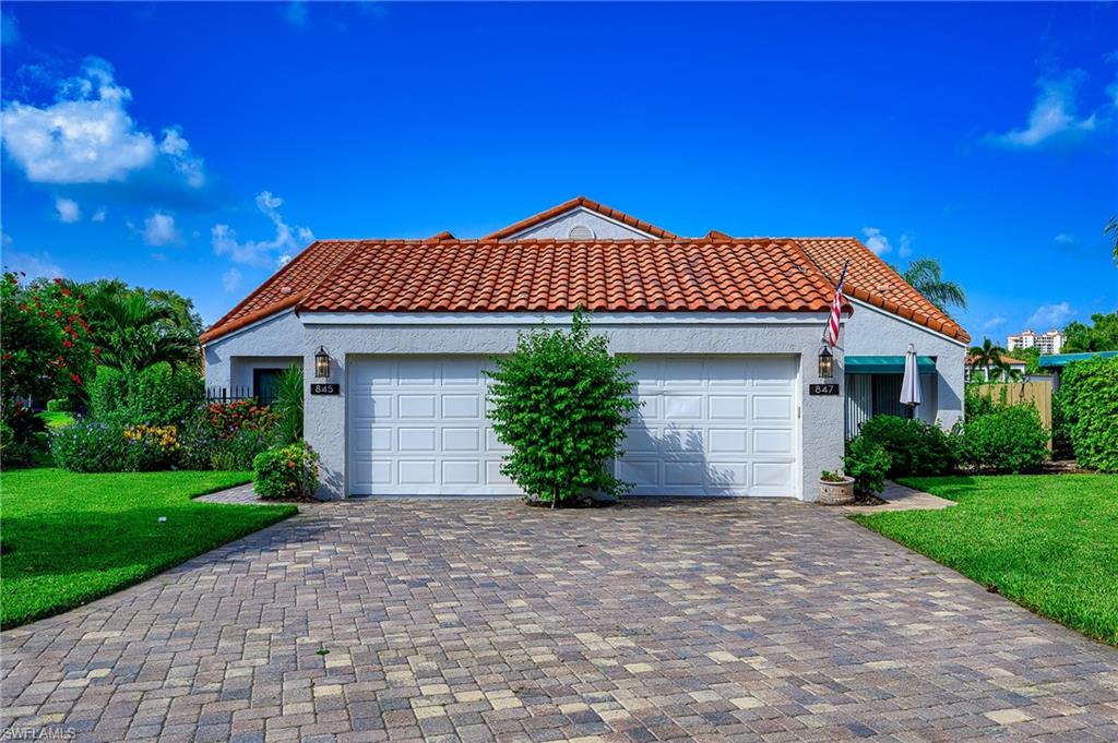 847 Reef Point Circle, Unit 37 Naples, FL 34108 - Photo 20 of 22 Gallery Image 20