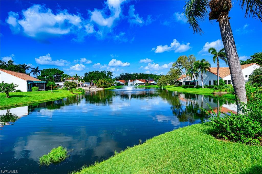 847 Reef Point Circle, Unit 37 Naples, FL 34108 - Photo 9 of 22 Gallery Image 9