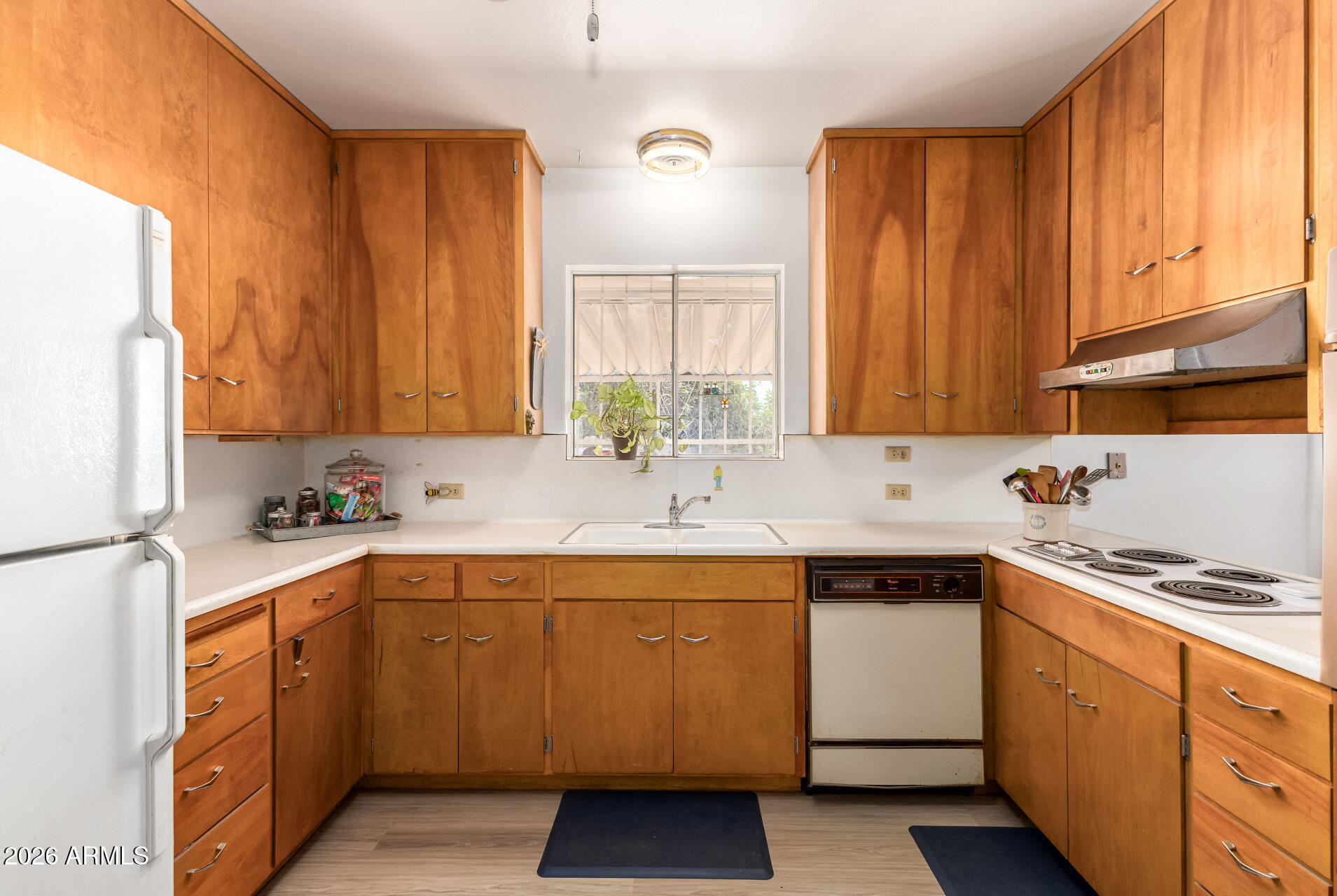 5337 West Thomas Road Phoenix, AZ 85031 - Photo 15 of 39 15 - Thomas