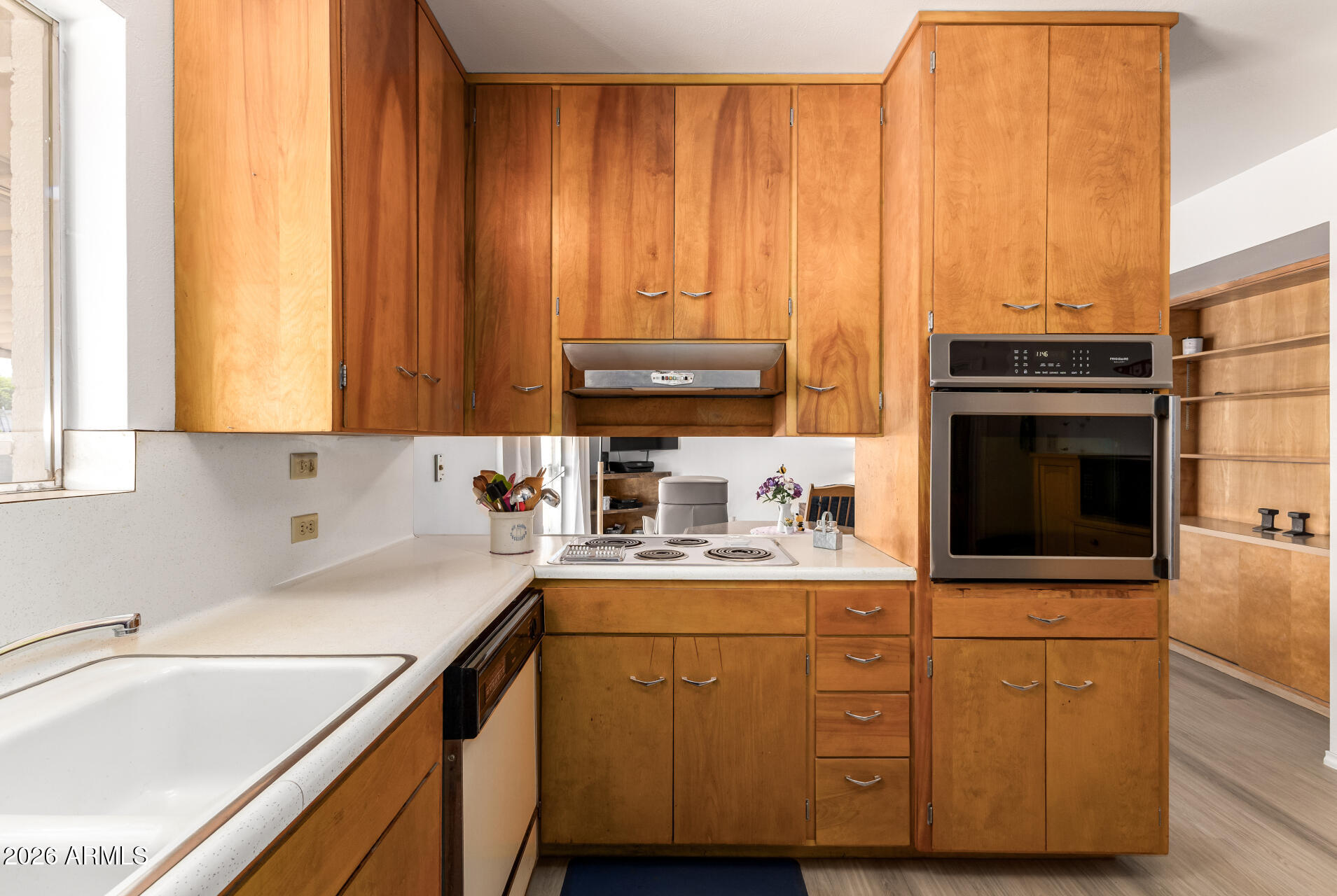 5337 West Thomas Road Phoenix, AZ 85031 - Photo 17 of 39 17 - Thomas