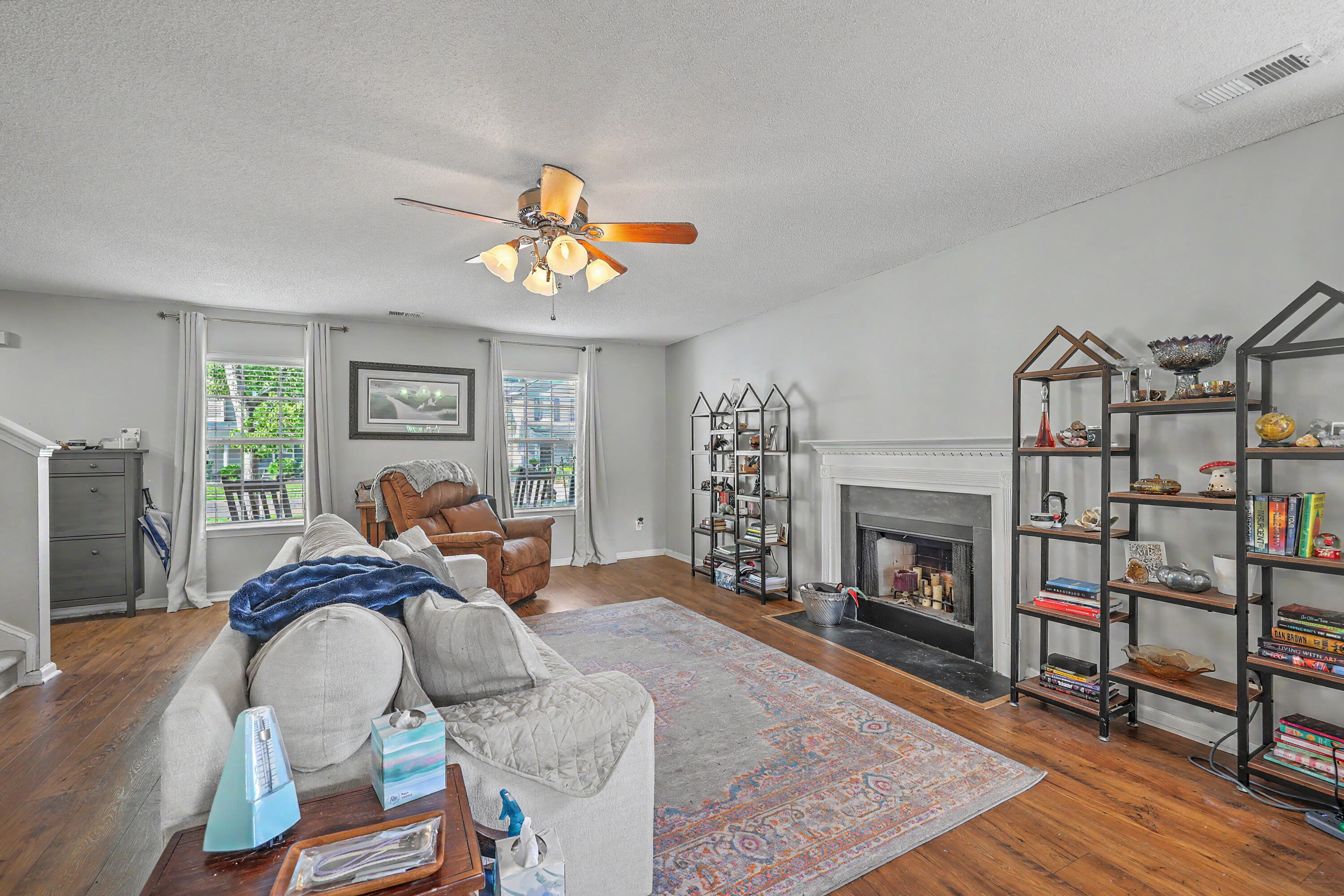 300 Dunning Road Summerville, SC 29486 - Photo 6 of 32