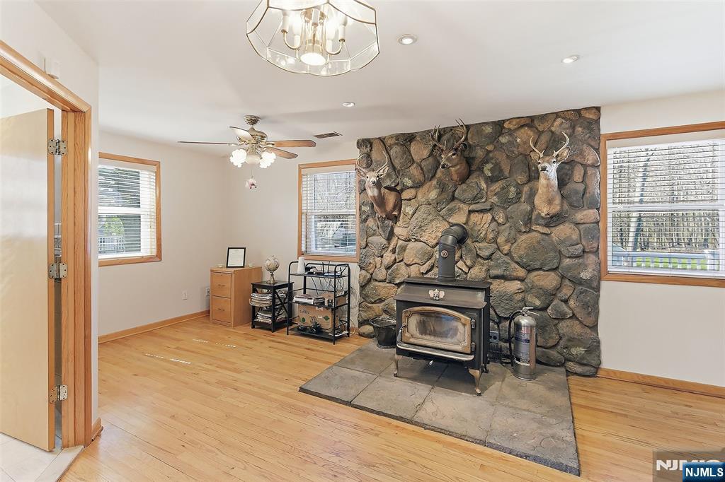 7 Franklin Street Little Ferry, NJ 07643 - Photo 16 of 39