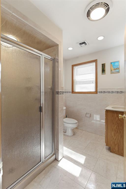 7 Franklin Street Little Ferry, NJ 07643 - Photo 27 of 39