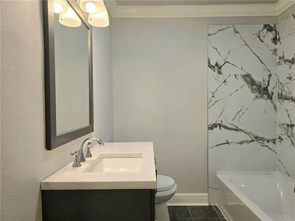 $2,000 | 908 Trudeau Drive, Metairie, LA 70003