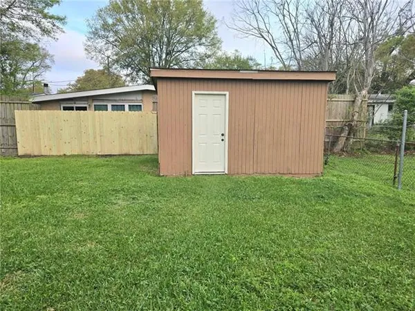 $2,000 | 908 Trudeau Drive, Metairie, LA 70003