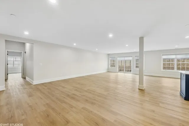 $8,000 | 6206 Flagg Creek Lane, Western Springs, IL 60558