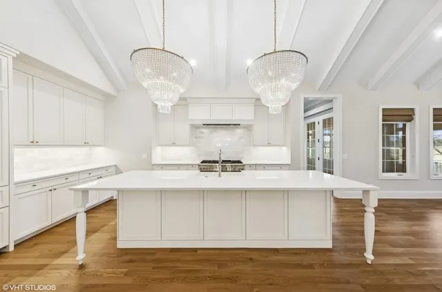 $8,000 | 6206 Flagg Creek Lane, Western Springs, IL 60558