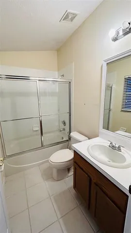 $325,000 | 18164 Canal Pointe Street, Tampa, FL 33647