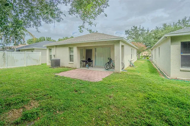 $325,000 | 18164 Canal Pointe Street, Tampa, FL 33647