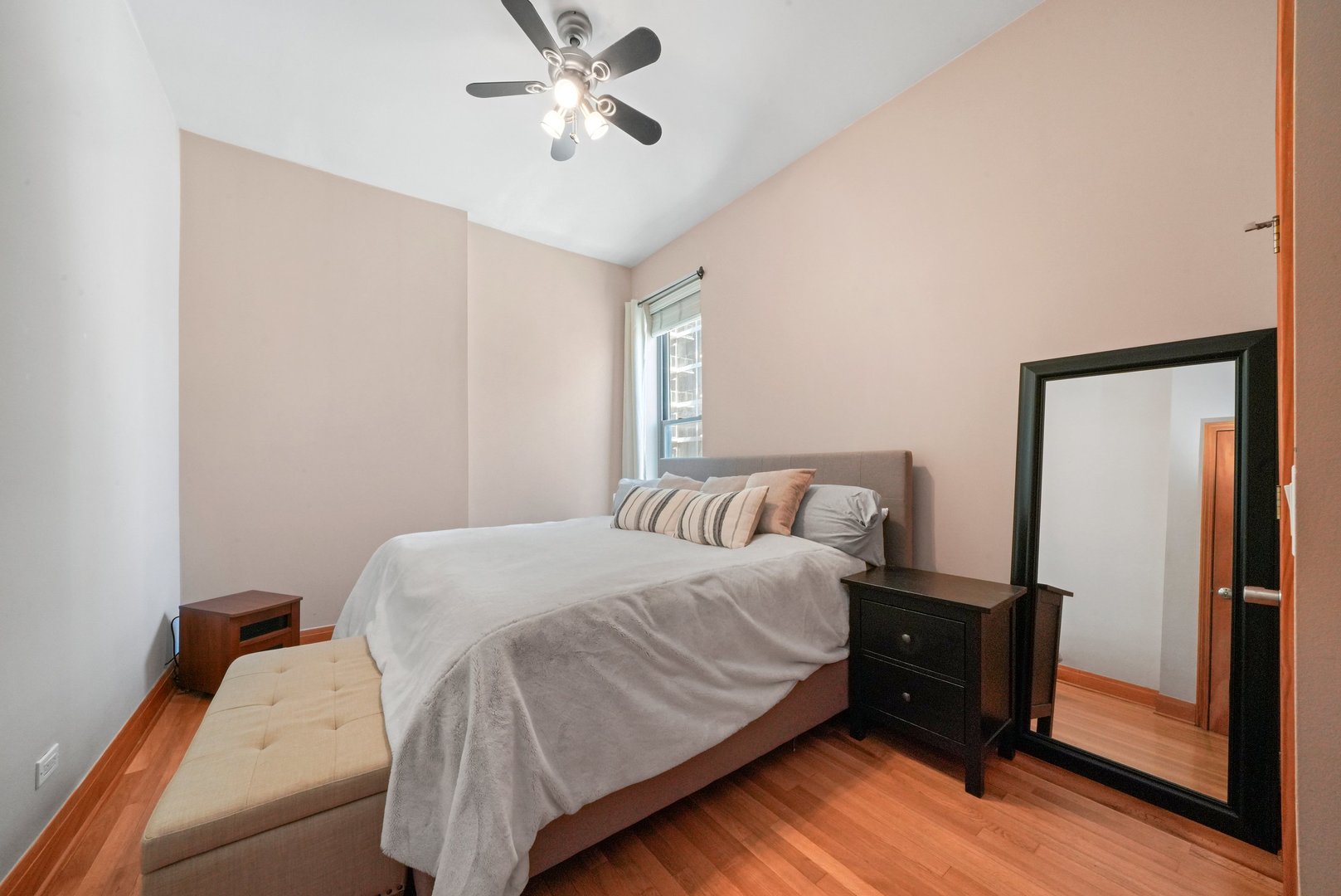832 West Adams Street, Unit 3 Chicago, IL 60607 - Photo 15 of 22