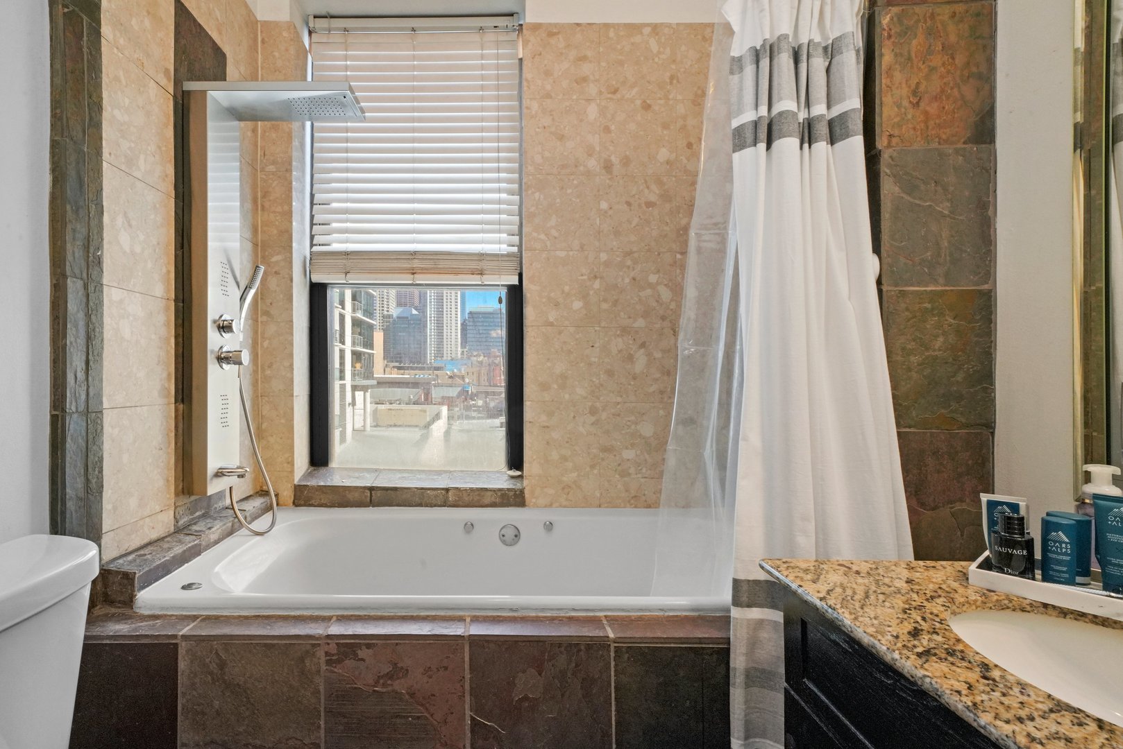 832 West Adams Street, Unit 3 Chicago, IL 60607 - Photo 17 of 22