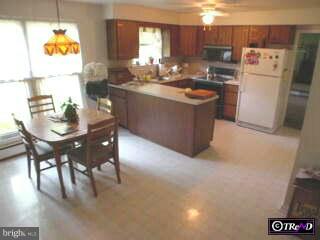 630 Hoover Road Blue Bell, PA 19422 - Photo 3 of 6 Gallery Image 3