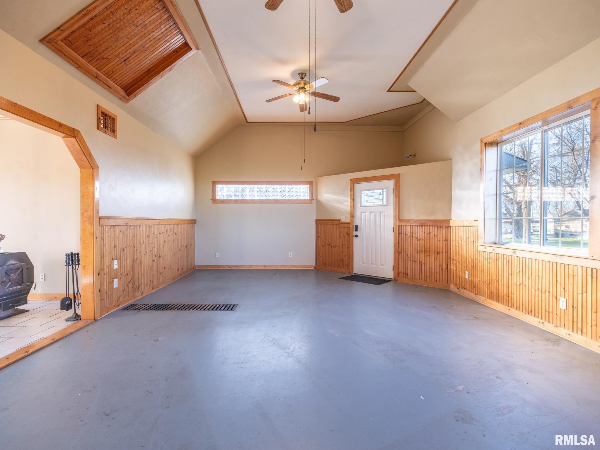 1790 State Street Lowpoint, IL 61545 - Photo 5 of 60 Gallery Image 5