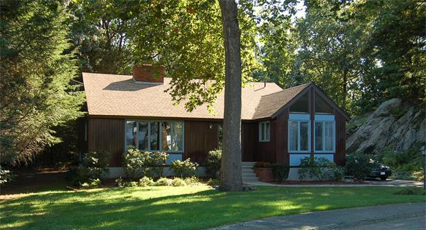 14 Ledgewood Road Woburn, MA 01801 - Photo 1 of 24 Gallery Image 1