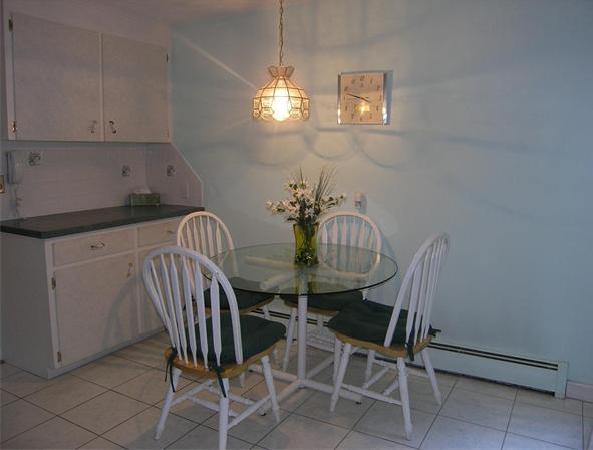 14 Ledgewood Road Woburn, MA 01801 - Photo 11 of 24 Gallery Image 11