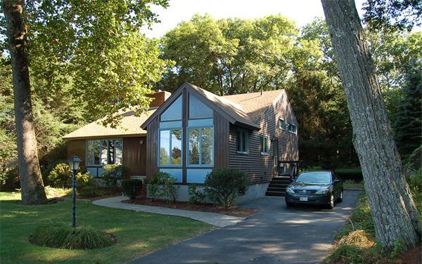 14 Ledgewood Road Woburn, MA 01801 - Photo 2 of 24 Gallery Image 2