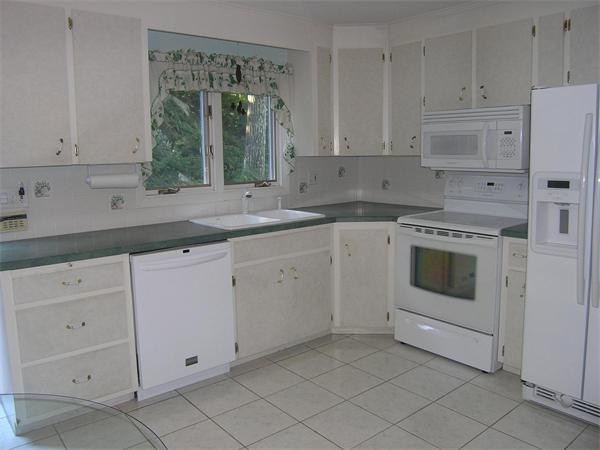 14 Ledgewood Road Woburn, MA 01801 - Photo 9 of 24 Gallery Image 9