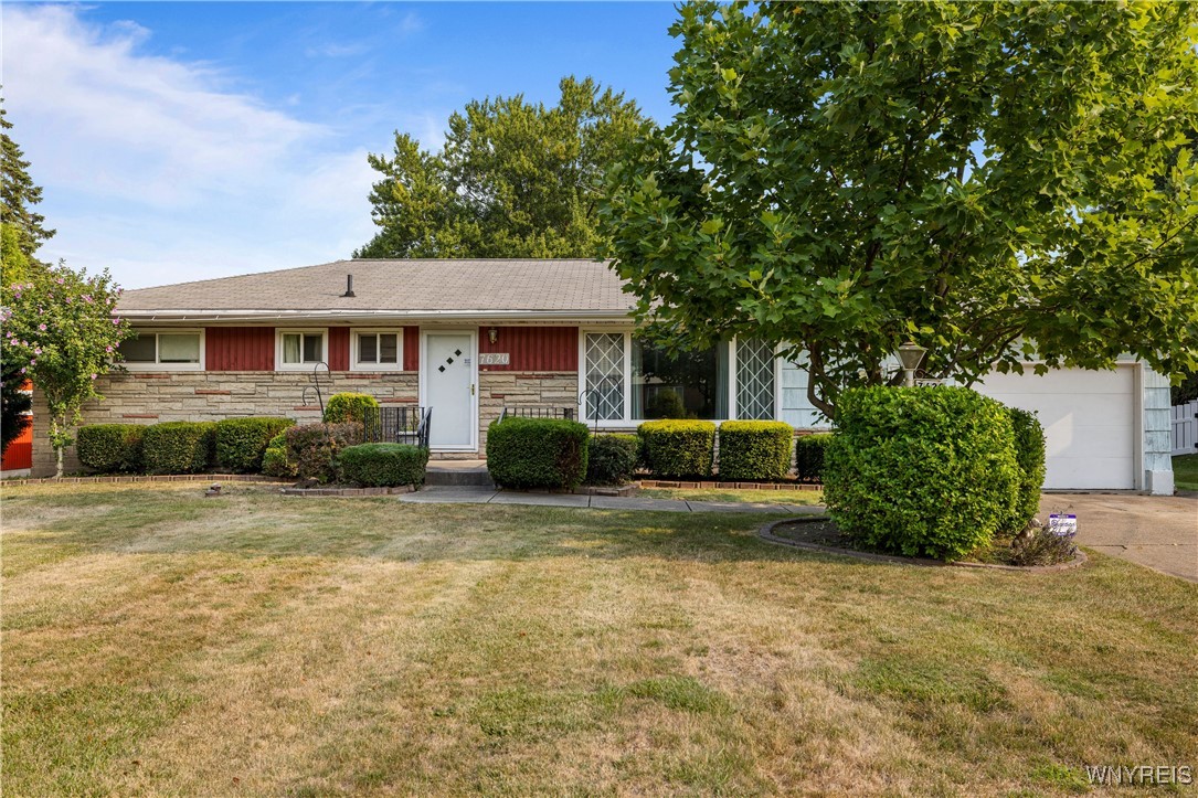 7620 St Joseph Road Niagara, NY 14304 - Photo 2 of 32