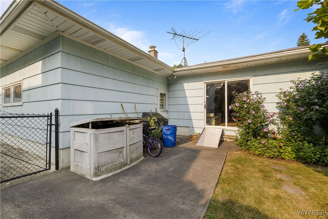7620 St Joseph Road Niagara, NY 14304 - Photo 30 of 32