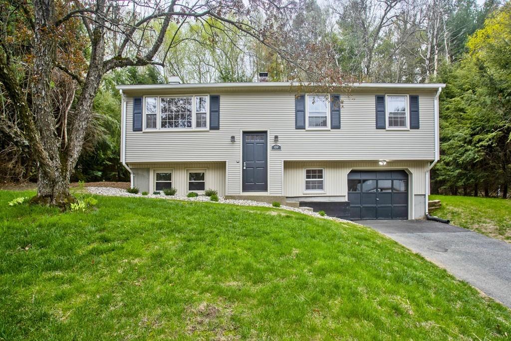 69 Old Farm Road Westfield, MA 01085 - Photo 1 of 41 Gallery Image 1
