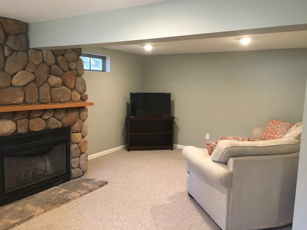 69 Old Farm Road Westfield, MA 01085 - Photo 4 of 41 Gallery Image 4
