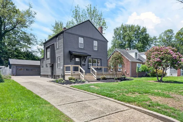 $299,000 | 2562 Graham Avenue, Akron, OH 44312