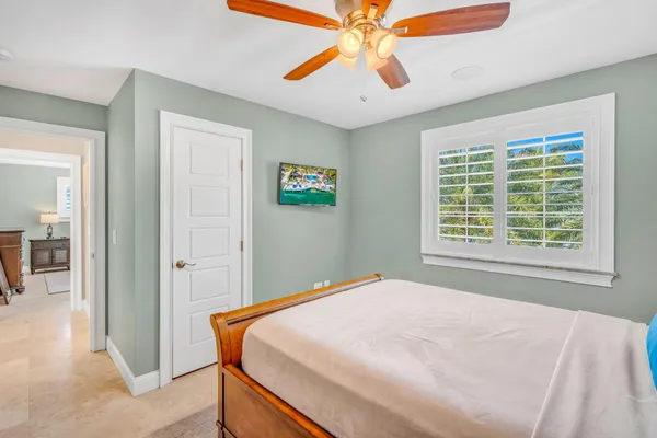 $3,995,000 | 105 Palo De Oro Drive, Islamorada, FL 33036