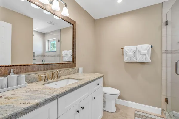 $3,995,000 | 105 Palo De Oro Drive, Islamorada, FL 33036