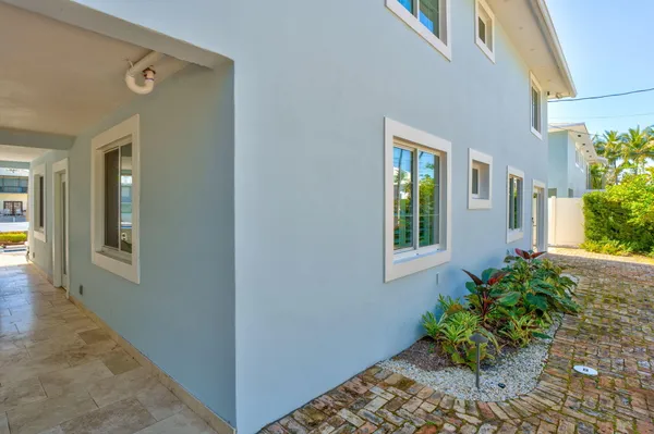 $3,995,000 | 105 Palo De Oro Drive, Islamorada, FL 33036