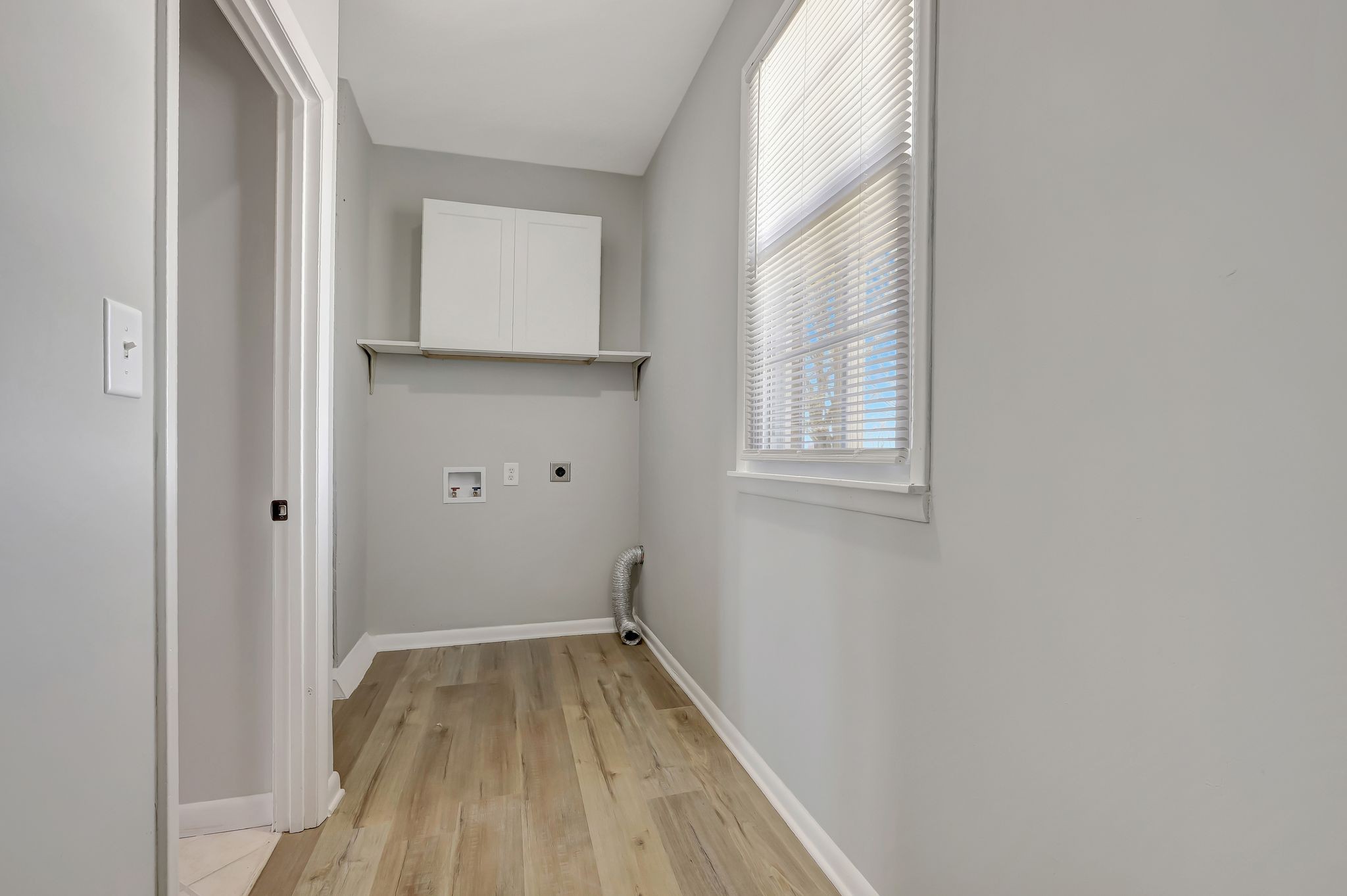1481 Maxwell Road Belvidere, TN 37306 - Photo 26 of 45 a view of a small space with wooden floor and a window
