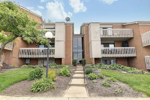 $79,900 | 1122 Eagle Feather Circle, Unit D, West Carrollton, OH 45449