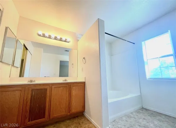 $1,900 | 10408 Coffee Grinder Court, Las Vegas, NV 89129