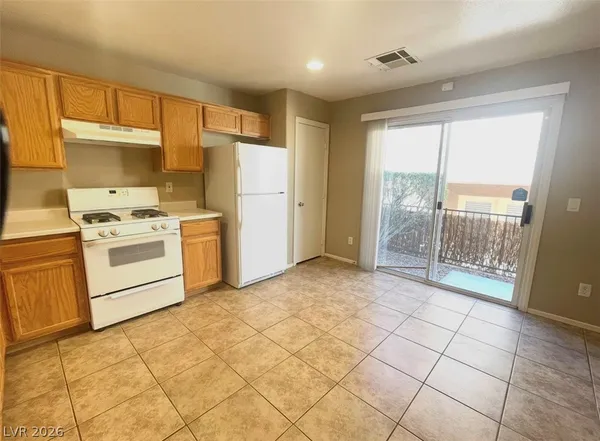 $1,900 | 10408 Coffee Grinder Court, Las Vegas, NV 89129
