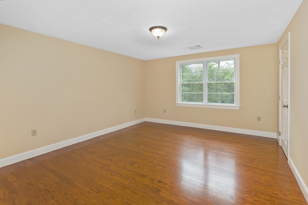 66 New Boston Road Sturbridge, MA 01566 - Photo 19 of 26