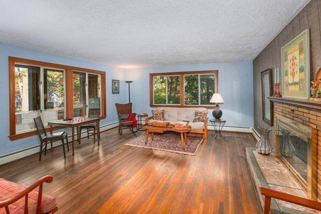 66 New Boston Road Sturbridge, MA 01566 - Photo 4 of 26