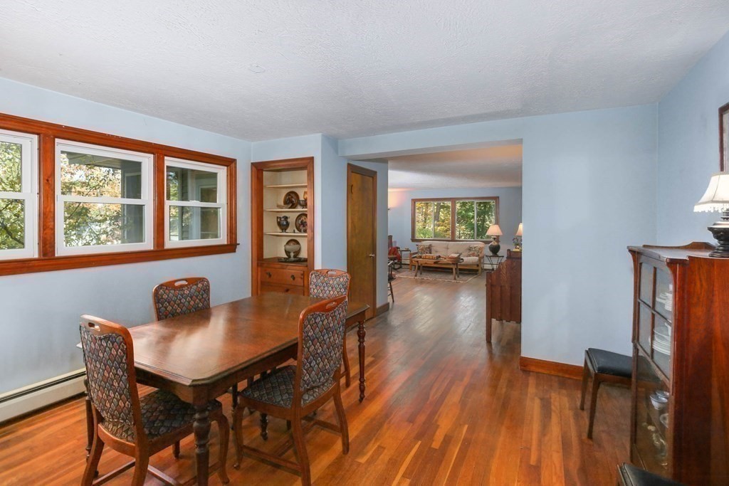 66 New Boston Road Sturbridge, MA 01566 - Photo 5 of 26