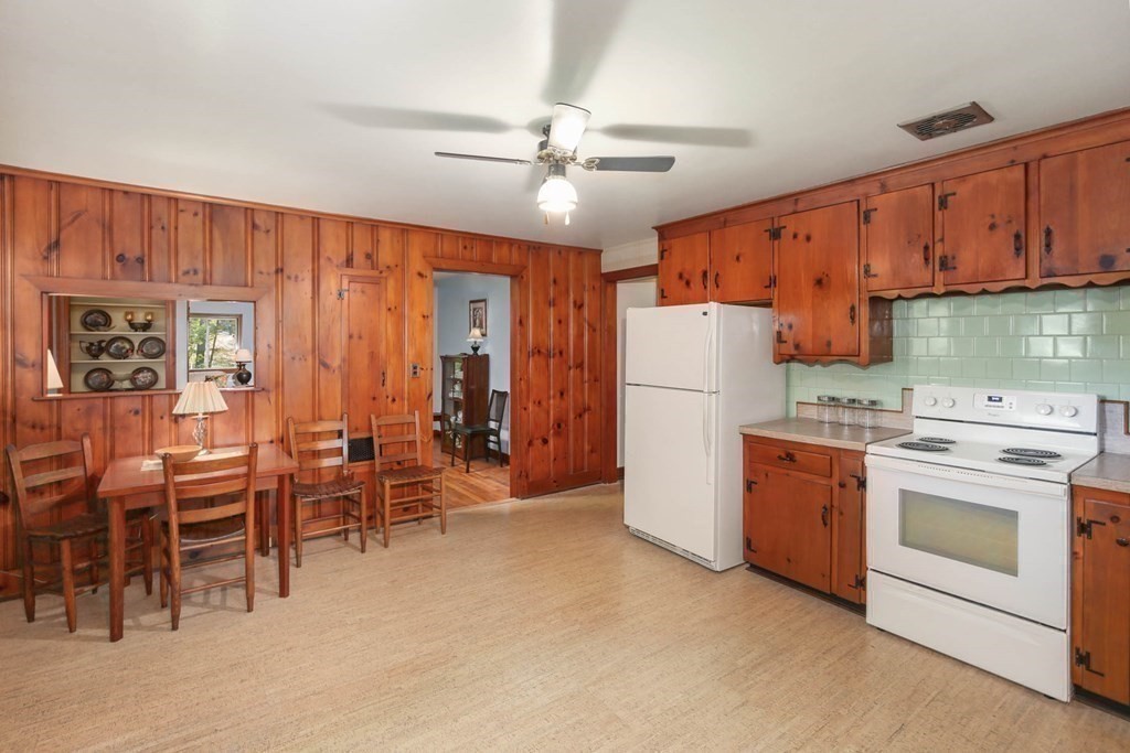 66 New Boston Road Sturbridge, MA 01566 - Photo 6 of 26