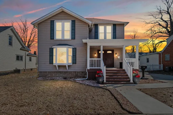 $239,000 | 93 South West Street, Hillsdale, MI 49242