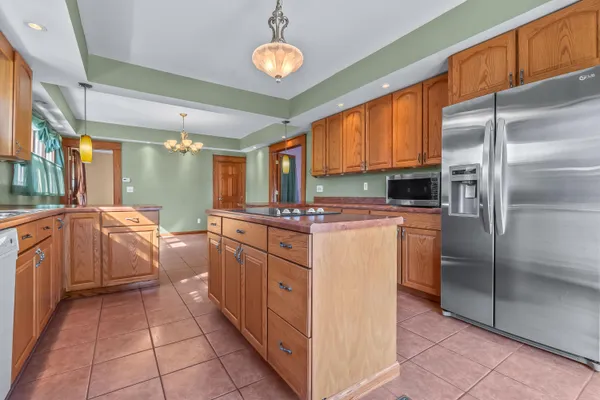 $239,000 | 93 South West Street, Hillsdale, MI 49242