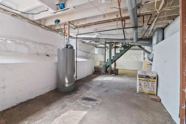 $239,000 | 93 South West Street, Hillsdale, MI 49242