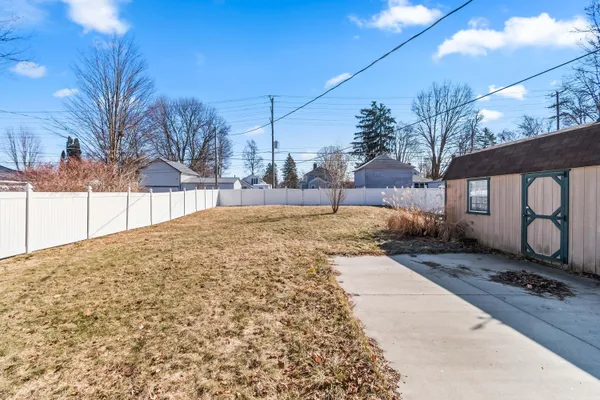 $239,000 | 93 South West Street, Hillsdale, MI 49242