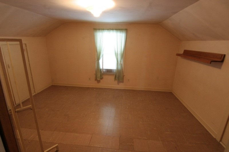 425 Giesler Road Jasper, IN 47546 - Photo 14 of 17 Gallery Image 14