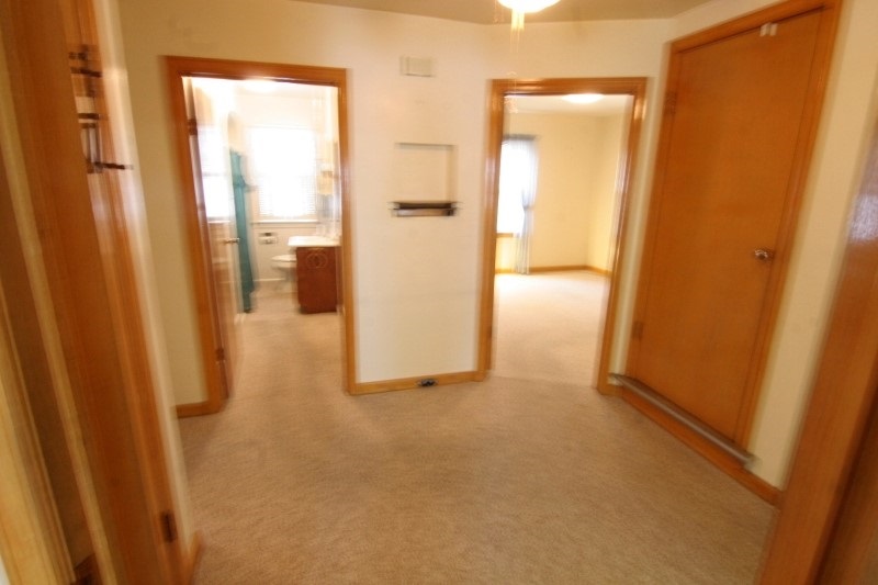 425 Giesler Road Jasper, IN 47546 - Photo 9 of 17 Gallery Image 9