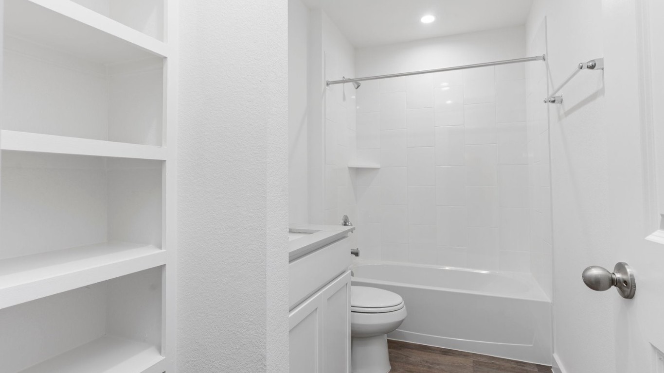 6327 Cherry Mdws Street Rosenberg, TX 77469 - Photo 5 of 48 *Images and 3D tour are for illustration only and options may vary from home as built.